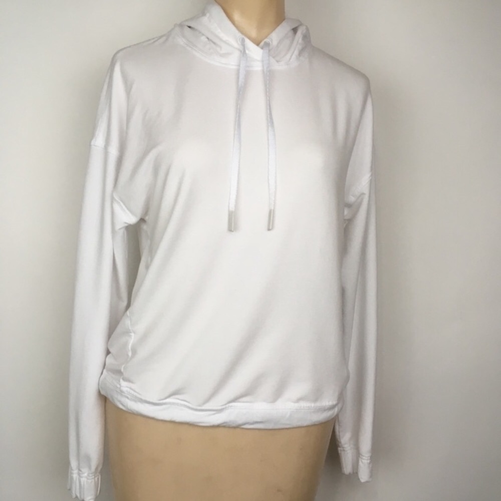 Twisted and Tucked Lululemon pullover!!